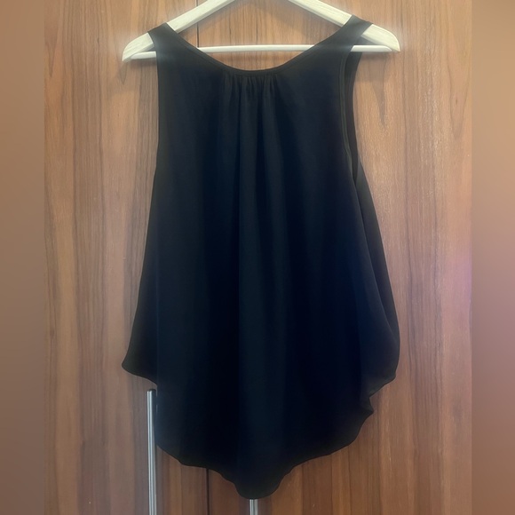 Flowy Black Silk Tank - Picture 2 of 4